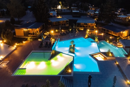 Plitvice Holiday Resort – Grabovac, Chorwacja (blisko Parku Narodowego Plitwickich Jezior)