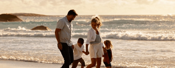 Gdzie jechać na wakacje z dziećmi? Sprawdzone kierunki i realne koszty